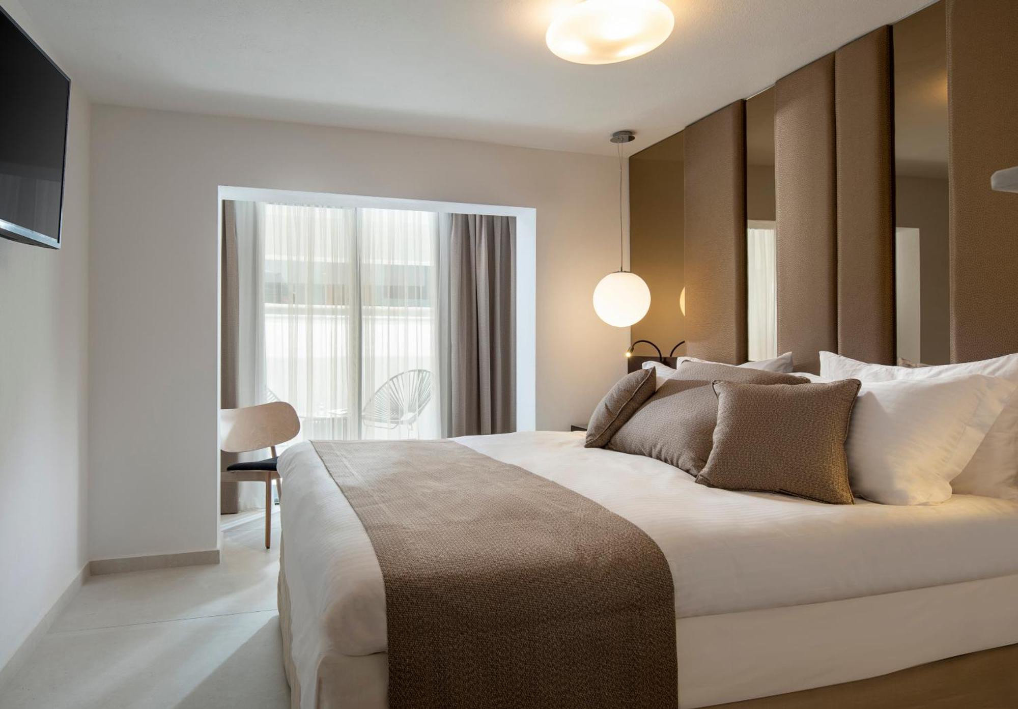 Alexandrion Appartements Down Town Сарти Екстериор снимка