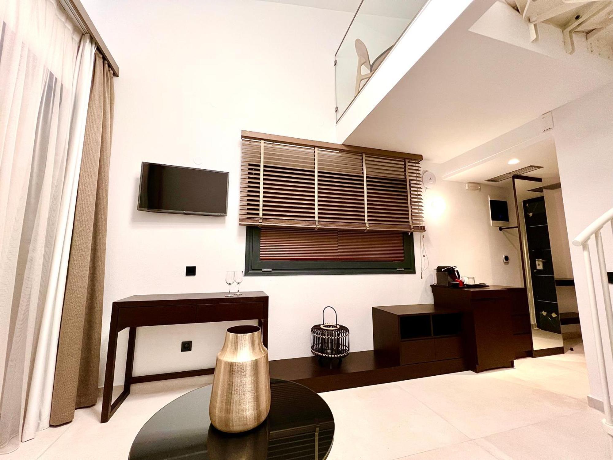 Alexandrion Appartements Down Town Сарти Екстериор снимка