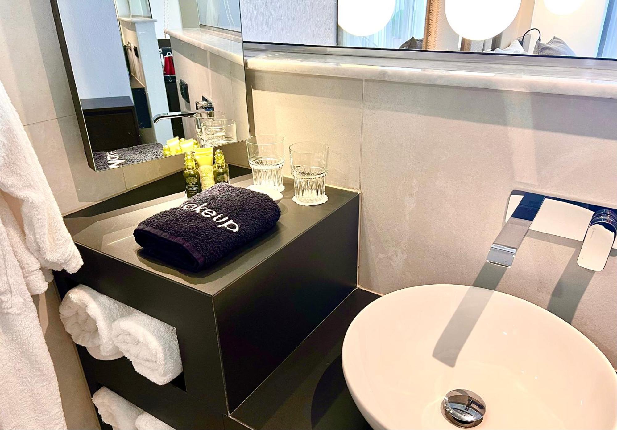 Alexandrion Appartements Down Town Сарти Екстериор снимка